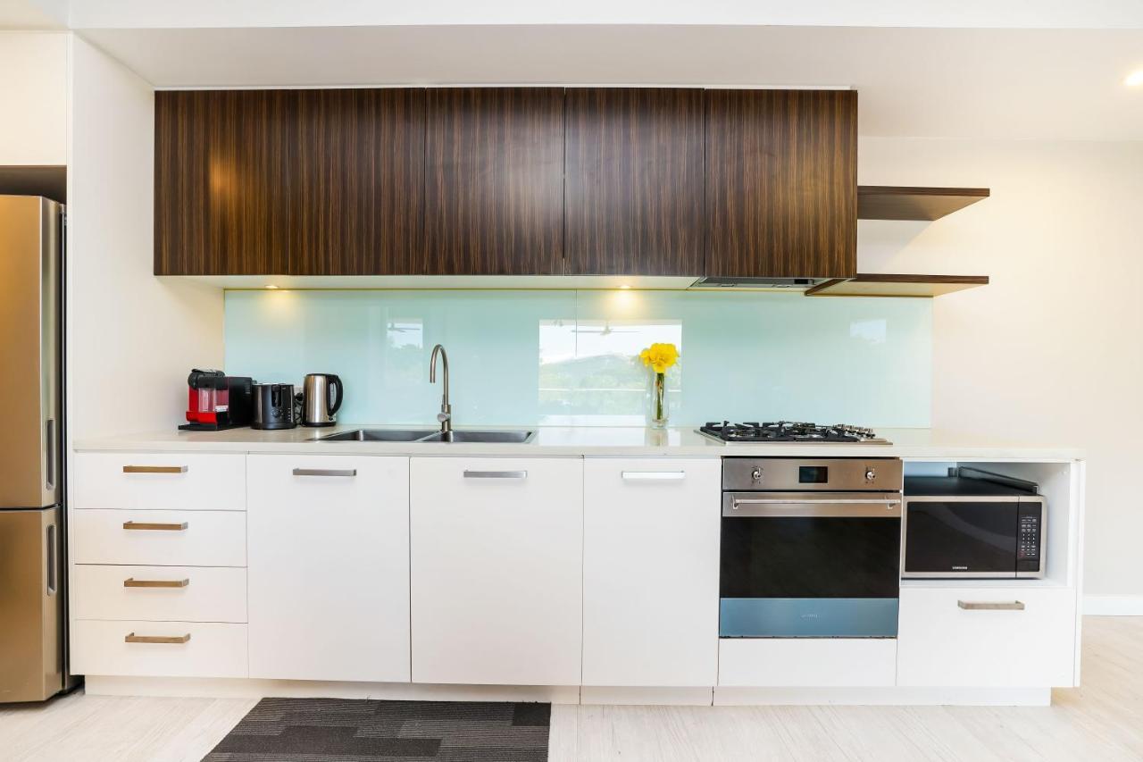 Darwin Waterfront Luxury Suites Экстерьер фото