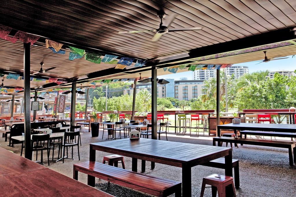 Darwin Waterfront Luxury Suites Экстерьер фото