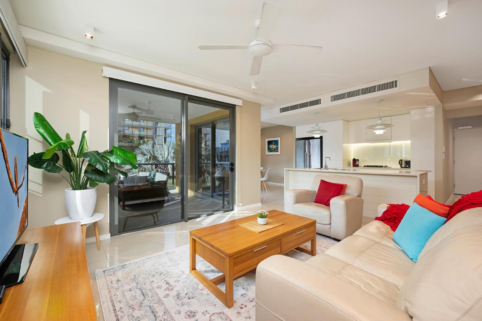 Darwin Waterfront Luxury Suites Экстерьер фото