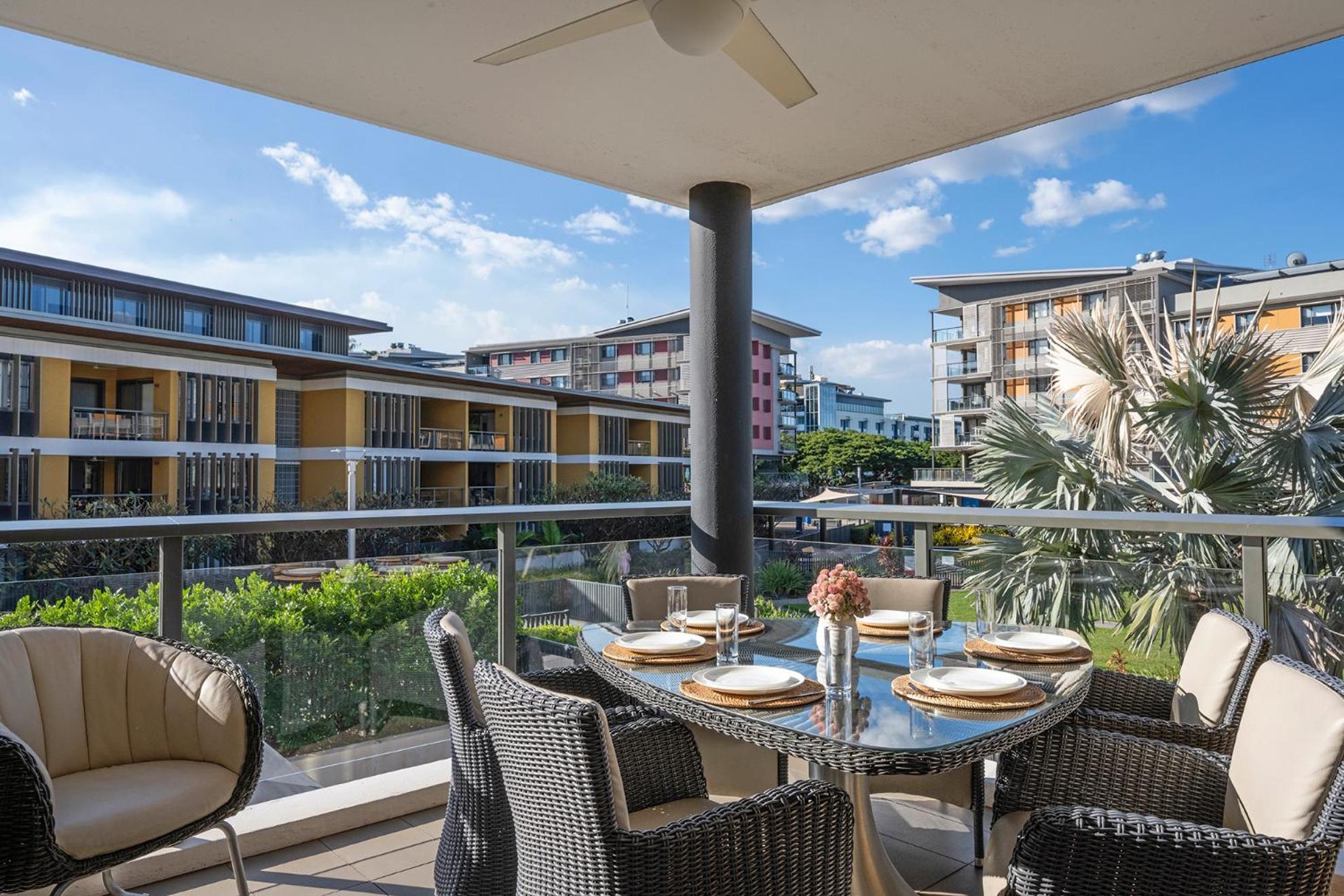 Darwin Waterfront Luxury Suites Экстерьер фото