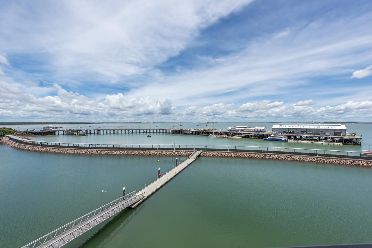 Darwin Waterfront Luxury Suites Экстерьер фото